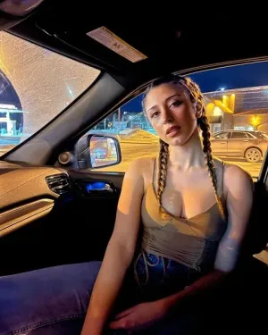 Zoe  Escort  call girl from 