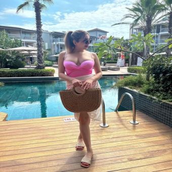 Pihu Indian Escort  call girl from India